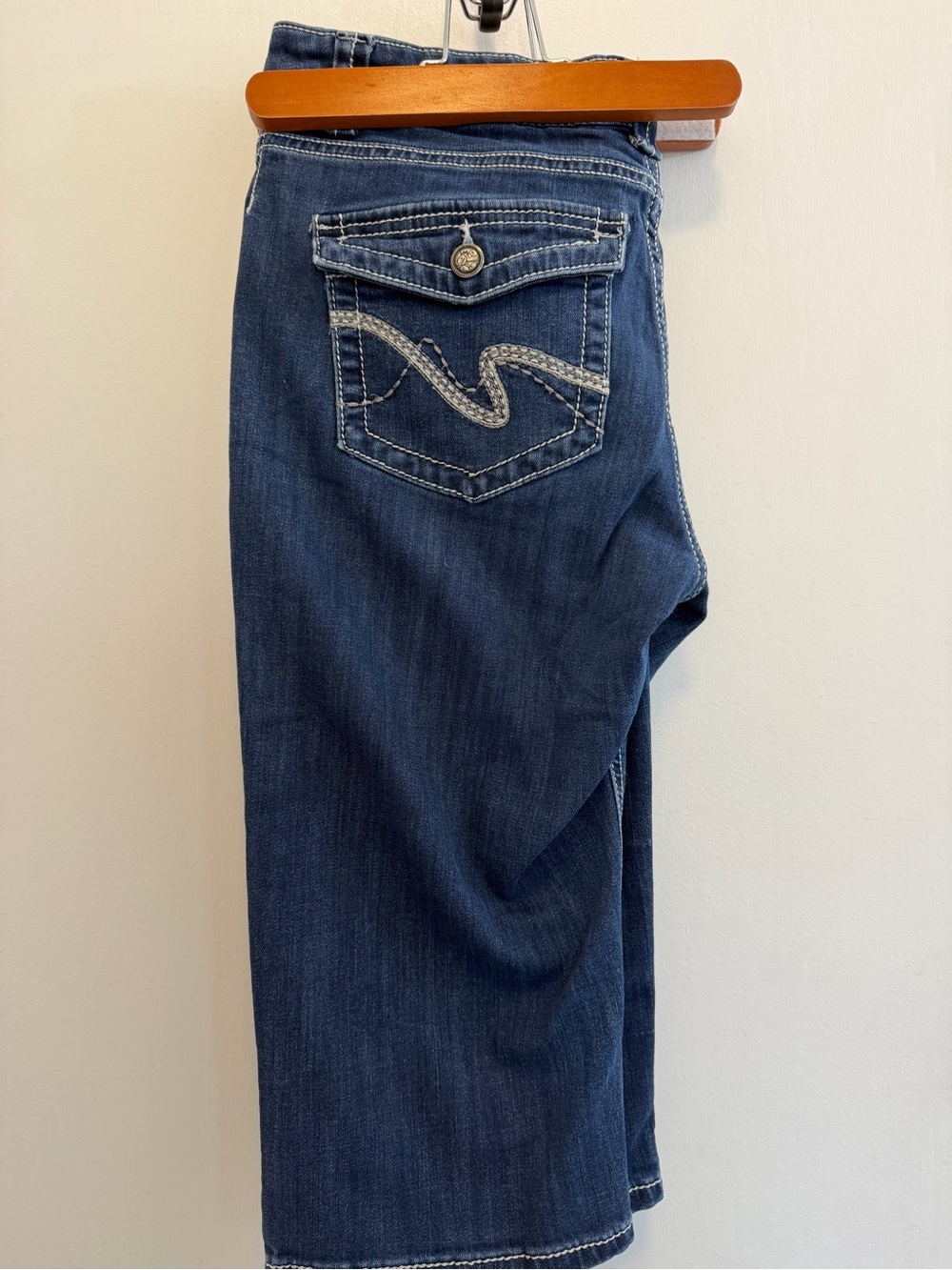 Lee Women's Dark Wash Capris